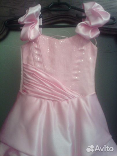 Нарядное платье для девочки