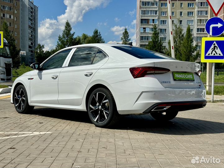 Skoda Octavia 1.4 AMT, 2023, 10 км