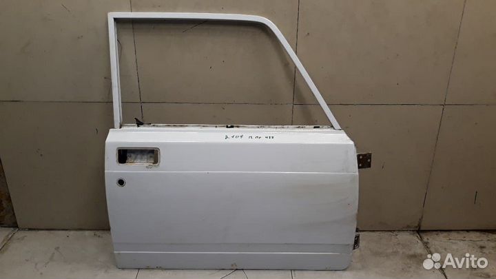 Дверь передняя правая LADA 2107