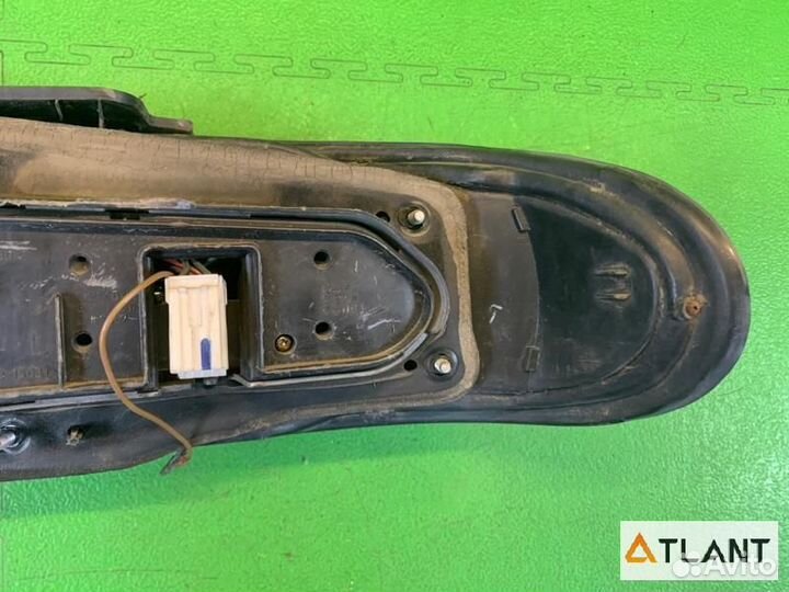 Стоп-сигнал задний левый mitsubishi lancer