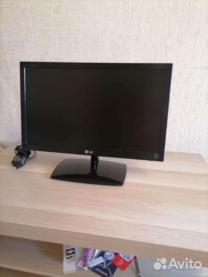 Монитор LG flatron E2251s