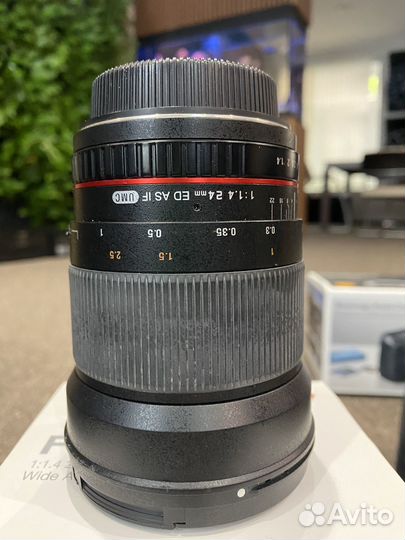 Объектив samyang 24mm f/1.4