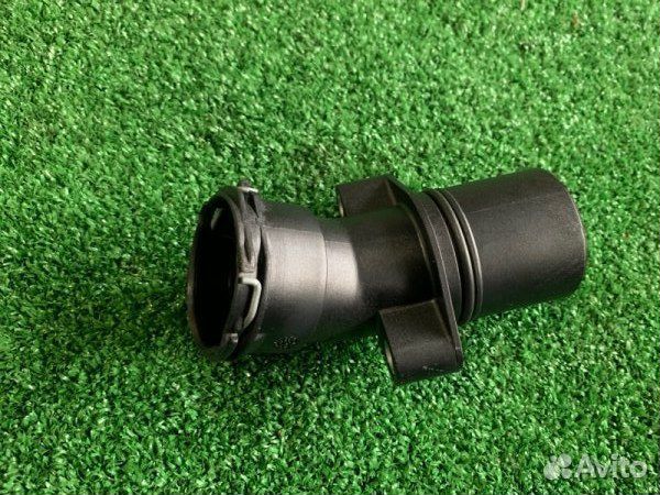 Фланец термостата Mercedes-Benz 271