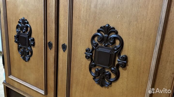 Тумба дуб Италия