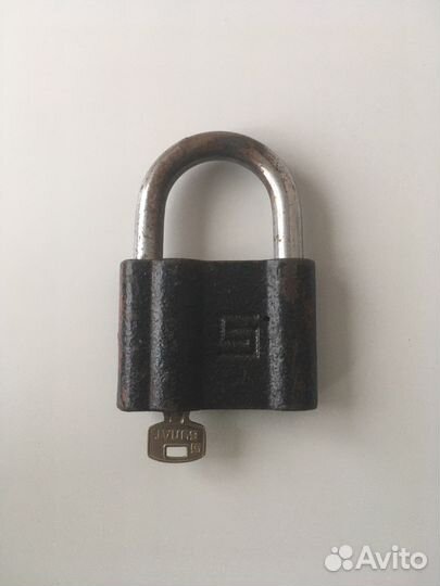 Замок навесной
