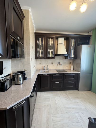 2-к. квартира, 58 м², 12/14 эт.