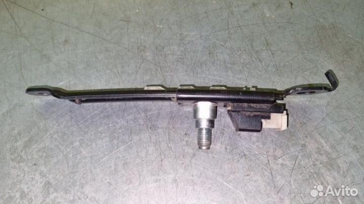 Механизм регулировки ремня безопасности передний