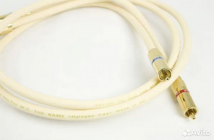 Кабель межблочный RCA Van Den Hul The Name