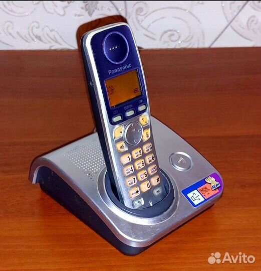 Радиотелефон Panasonic KX-TG7205RU оригинал