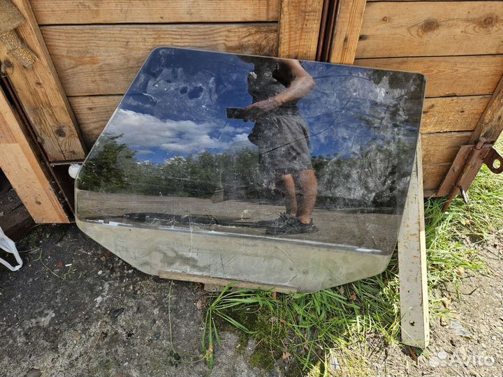 Правые переднее и заднее стекло на ваз 2109