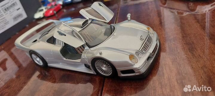 Maisto 1 24 mersedes clk gtr