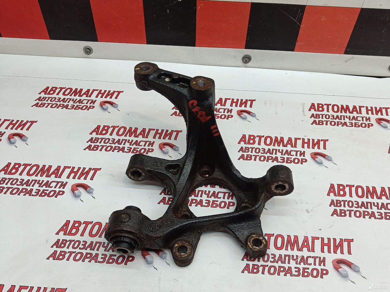 Кулак цапфа задняя правая Киа Сид 3 CD