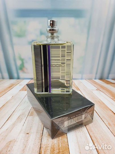 Escentric Molecule 01 100ml