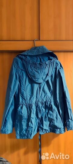 Куртка демисезонная женская 42 44 новая