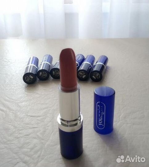 Губная помада Youngirl. Израиль