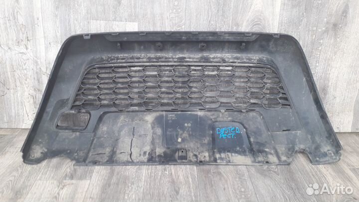 Решетка переднего бампера Renault Duster 2016