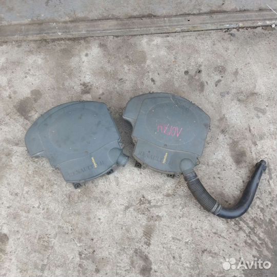 Корпус воздушного фильтра Renault 1