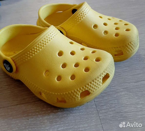 Обувь на мальчика 22 -23