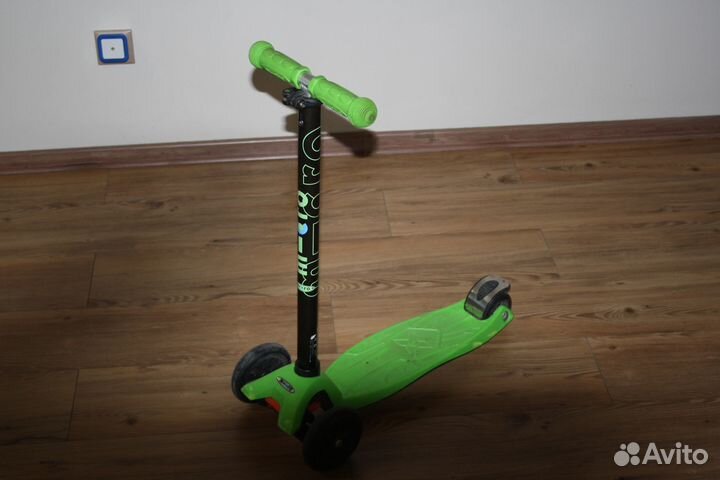 Детский трёхколесный самокат Micro