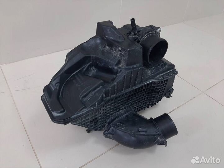 Корпус воздушного фильтра Renault Duster 2012