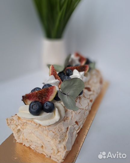 Меренговый рулет