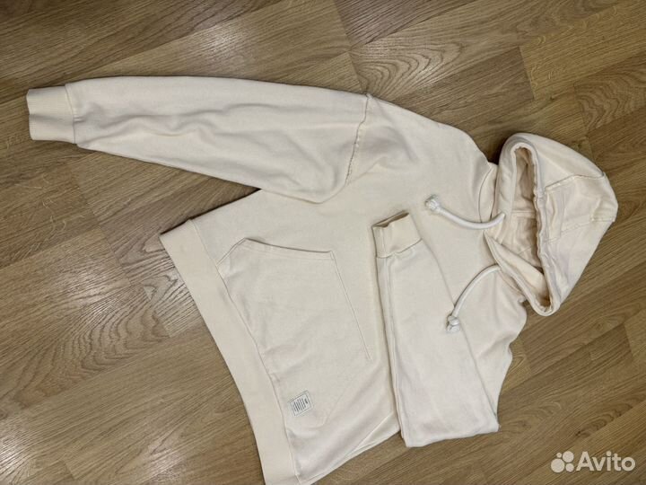 Женский спортивный костюм myprotein