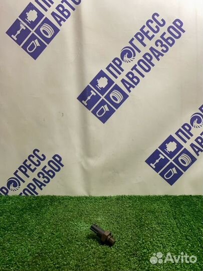 Датчик давления топлива Renault Logan седан 1.4