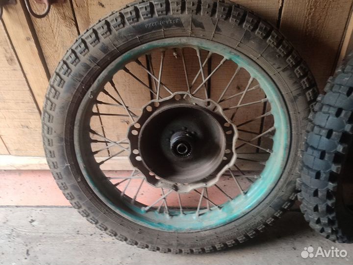 Колесо Урал в сборе