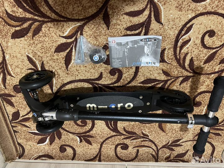 Самокат Micro Kickboard Compact