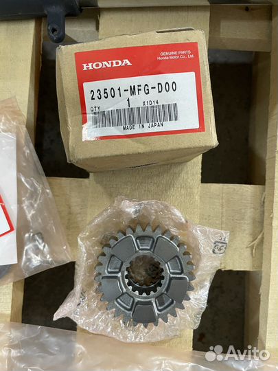 Honda hornet Запчасти в ассортименте