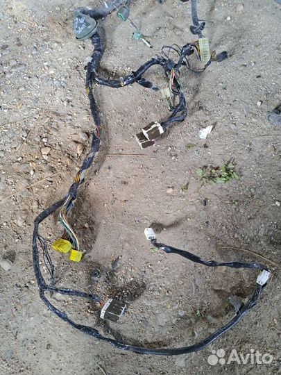 Проводка подкапотная левая Mitsubishi Mirage