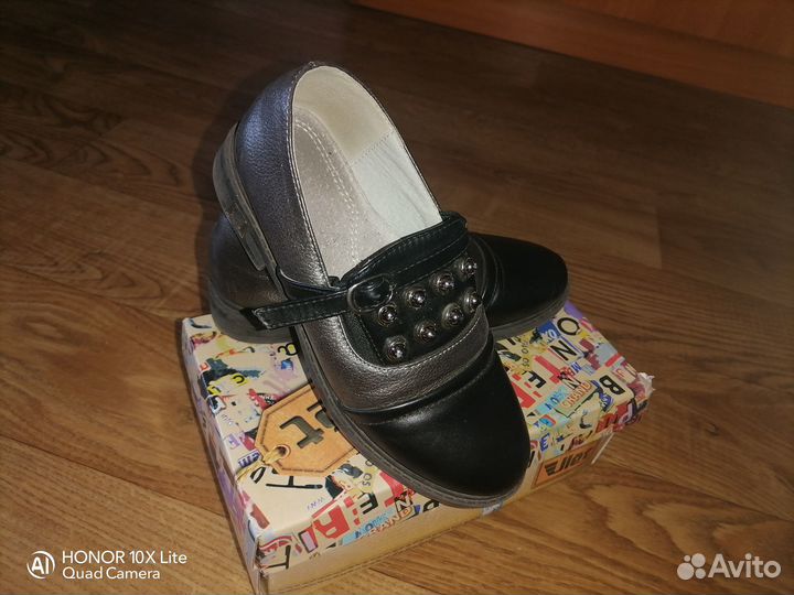 Продам обувь для девочки в хорошем состоянии