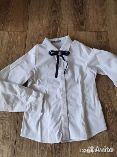 Блузка школьная