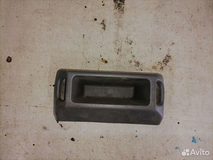 Карман центральной консоли Nissan Terrano 2