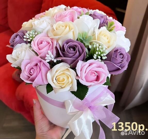 Букет из мыльных роз в коробке