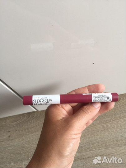Губная помада новая