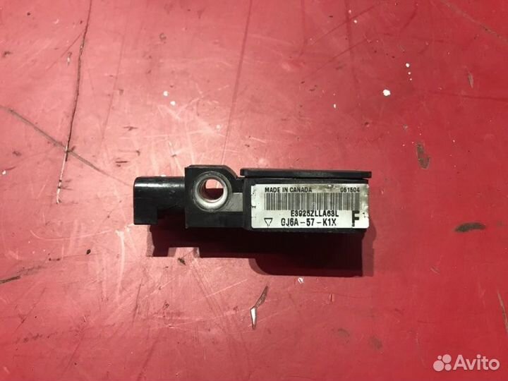 Датчик подушек безопасности передний Mazda 6 GG