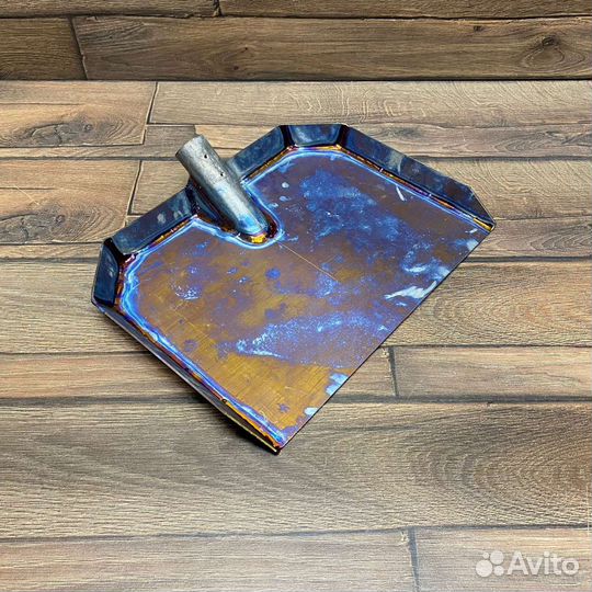 Снеговая лопата титановая