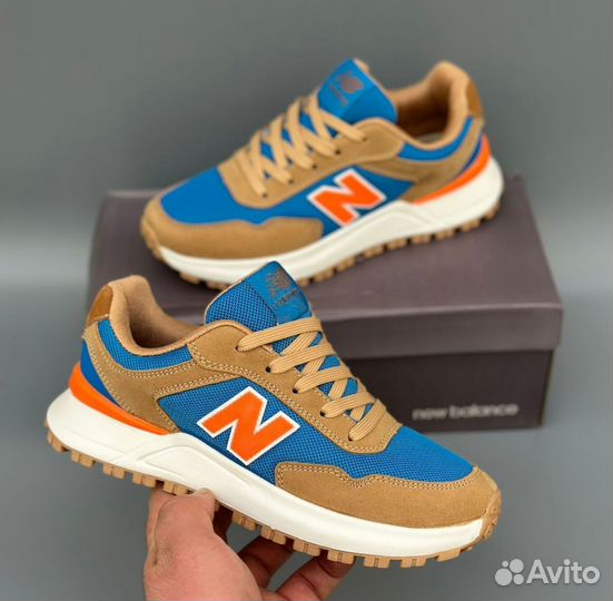 Кроссовки новые