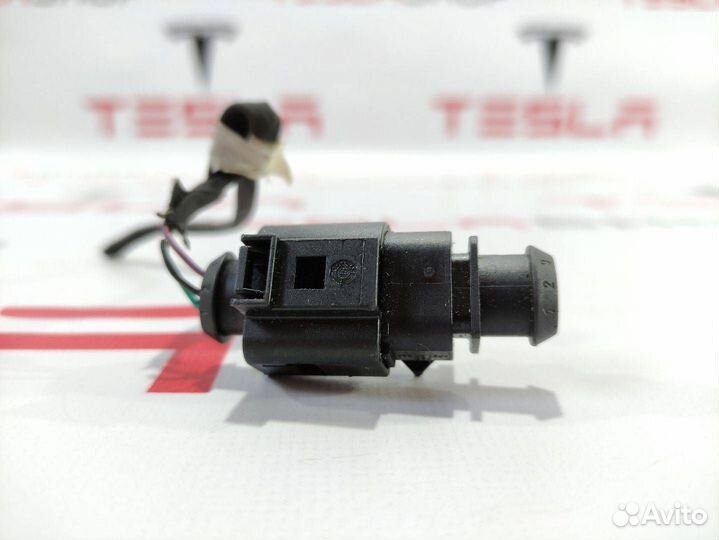 Разъем (фишка) проводки Tesla Model S рест. 2018