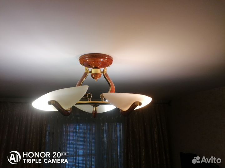 Светильник потолочный и 2 шт. Настенных бу