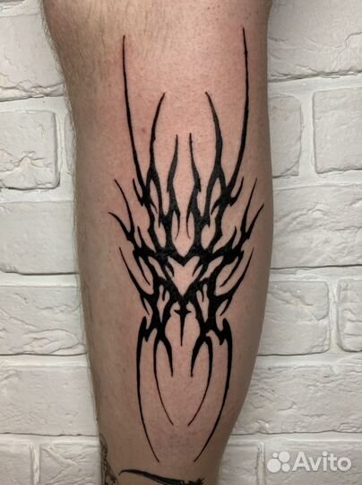 Модель на тату