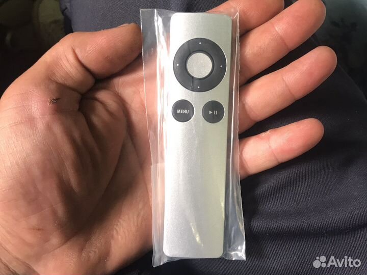 Пульт для приставки Apple TV