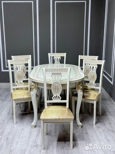 Стул / В наличии стулья