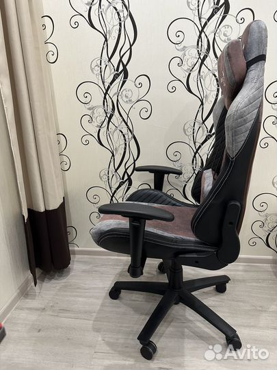 Компьютерное кресло aerocool baron