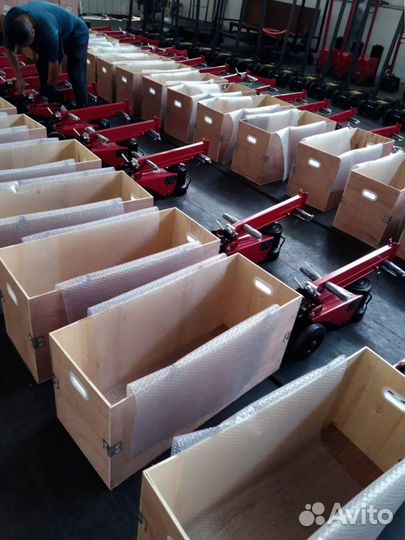 Домкрат подкатнoй пнeвмогидрaвличecкий 2x-штoковый KTJ50T 50/60/80/100/120 тонн