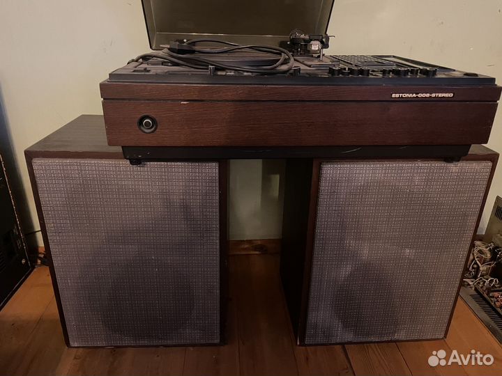 Радиола эстония