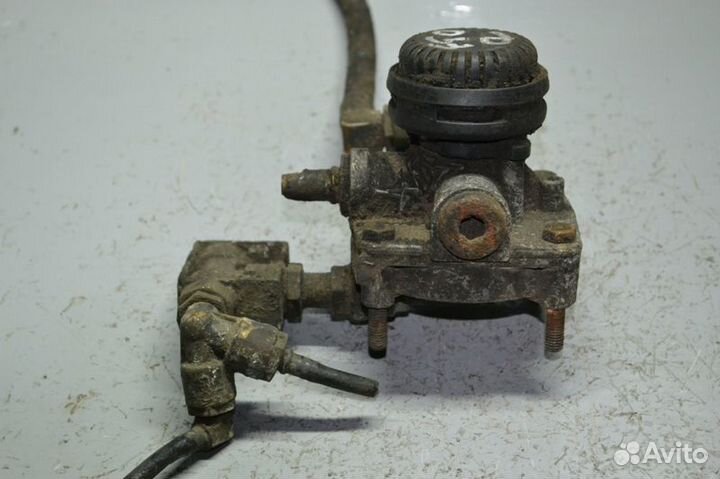 Кран ускорительный тормозной DAF 85 (01.92-12.98)