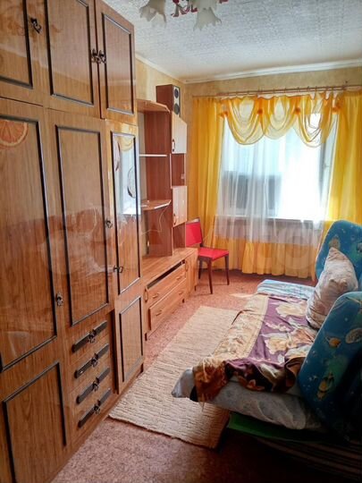 Комната 12 м² в 5-к., 3/5 эт.