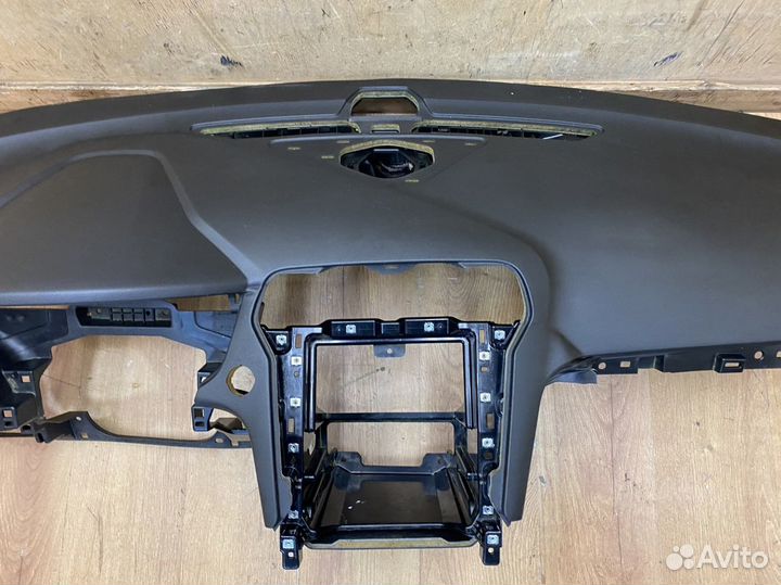 Торпедо Ford Mondeo 5 Оригинал Не перетянута